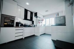 Blk 408 Hong Kah Court (Jurong West), HDB Executive #481663091